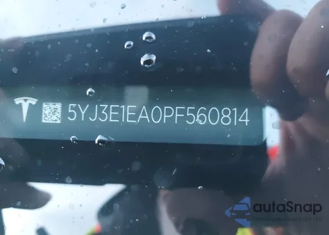 2023 Tesla Model 3 Rear-Wheel Drive z USA, uszkodzony, nr VIN 5YJ3E1EA0PF560814